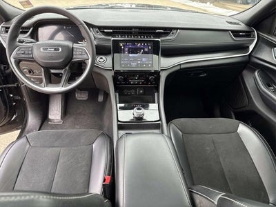 2025 Jeep Grand Cherokee L Altitude X 4x4