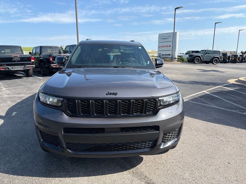 2022 Jeep Grand Cherokee L Altitude 4x4