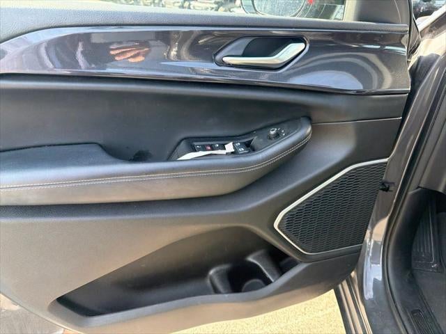 2022 Jeep Grand Cherokee L Altitude 4x4