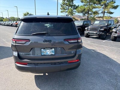 2022 Jeep Grand Cherokee L Altitude 4x4