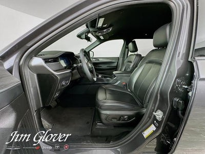 2025 Jeep Grand Cherokee L Limited 4x4