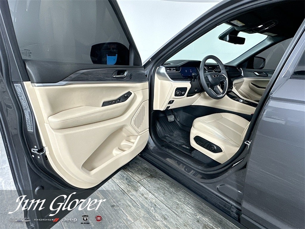 2024 Jeep Grand Cherokee L Limited 4x4