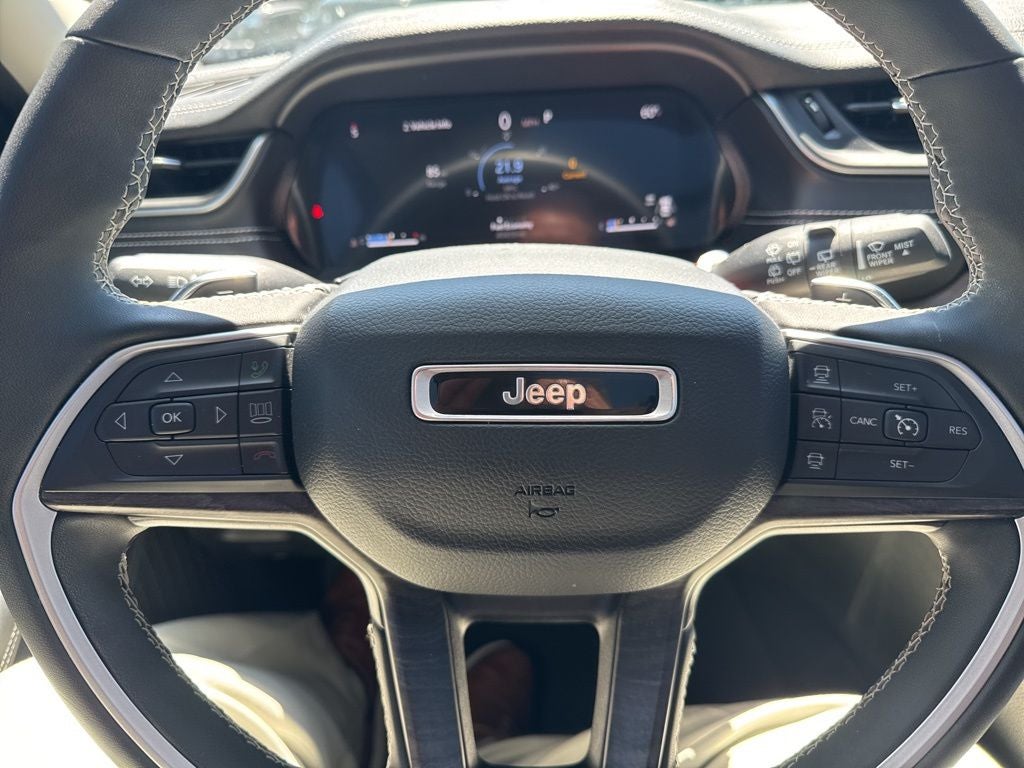 2023 Jeep Grand Cherokee L Limited 4x4
