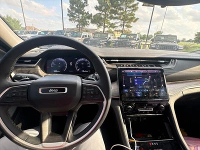 2023 Jeep Grand Cherokee L Limited 4x4