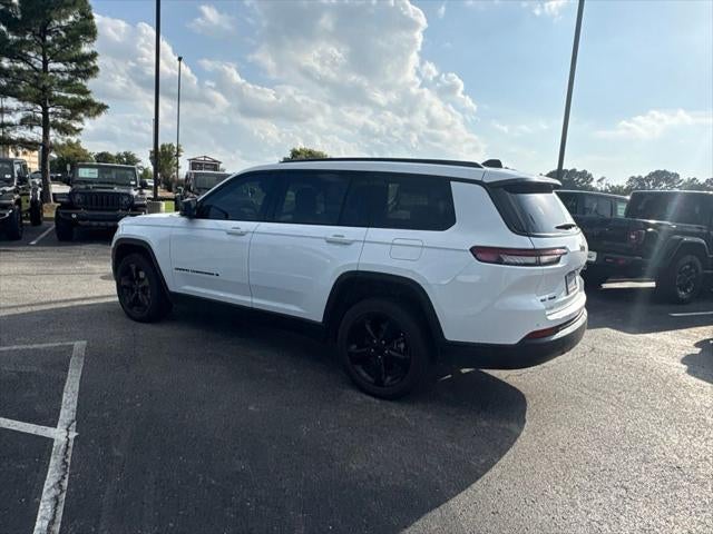 2023 Jeep Grand Cherokee L Limited 4x4