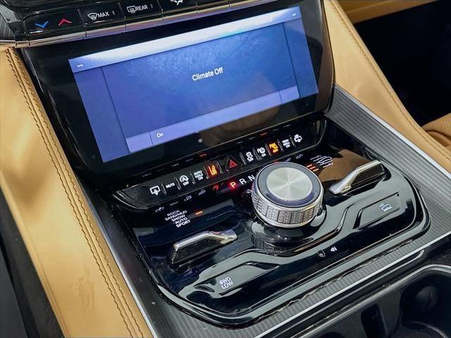 2025 Jeep Grand Wagoneer Series III Obsidian 4x4