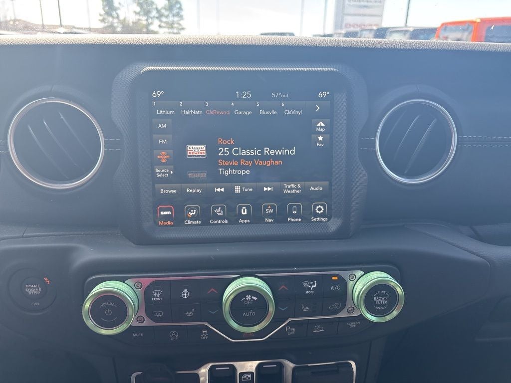 2021 Jeep Gladiator Overland 4x4