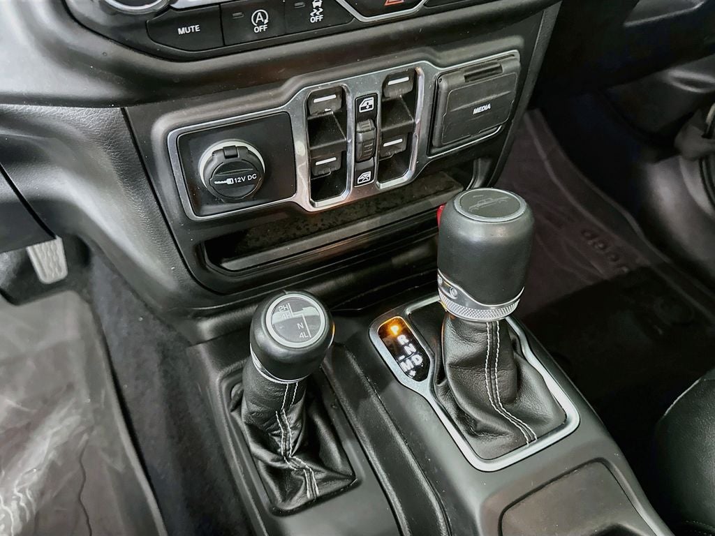 2022 Jeep Gladiator Overland 4x4