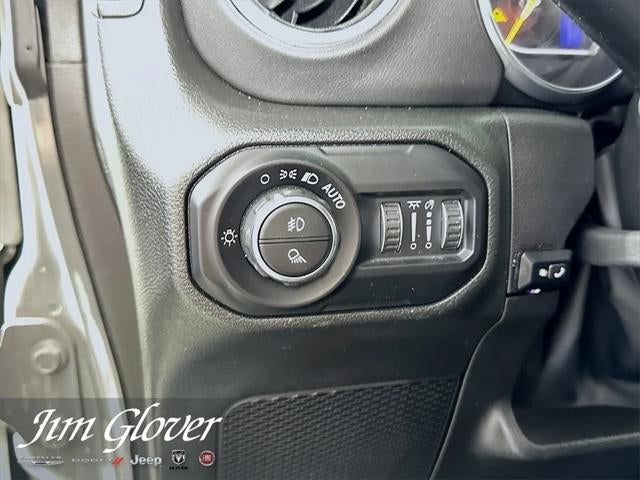 2022 Jeep Gladiator Overland 4x4
