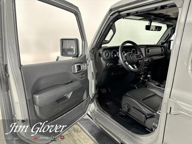 2022 Jeep Gladiator Overland 4x4