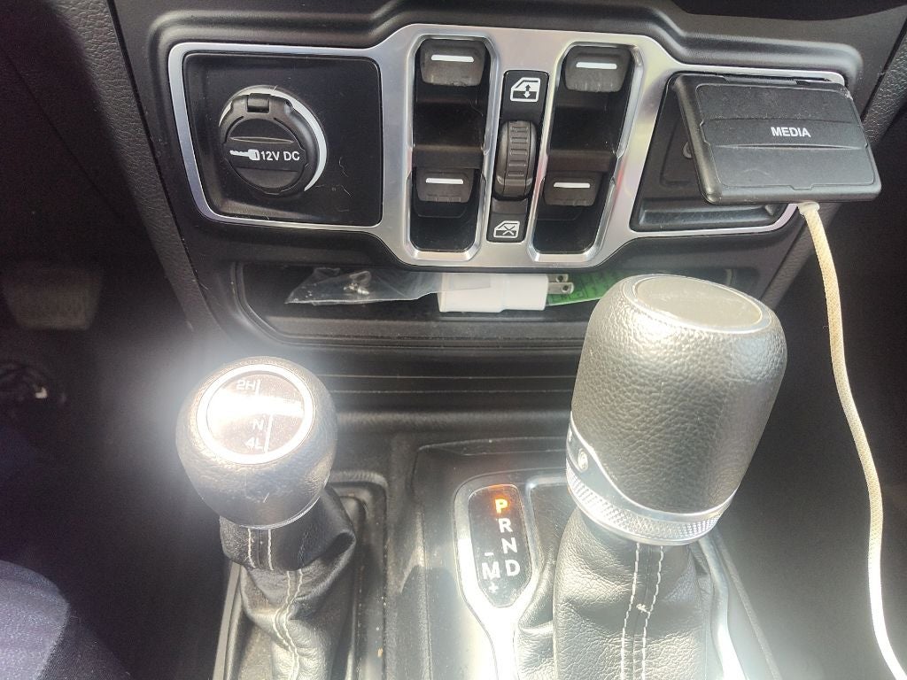 2023 Jeep Gladiator Overland 4x4