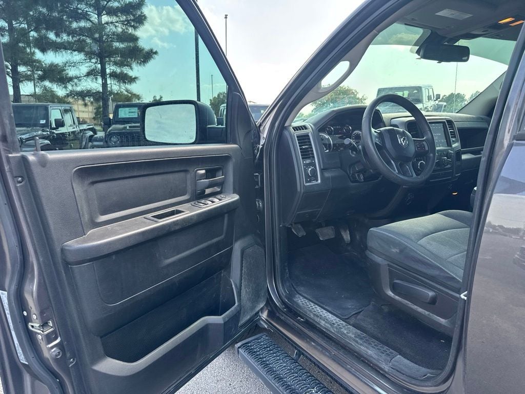 2021 RAM 1500 Classic Tradesman