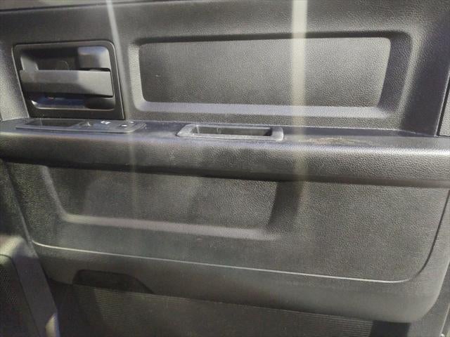 2021 RAM 1500 Classic Tradesman Quad Cab 4x2 6'4' Box