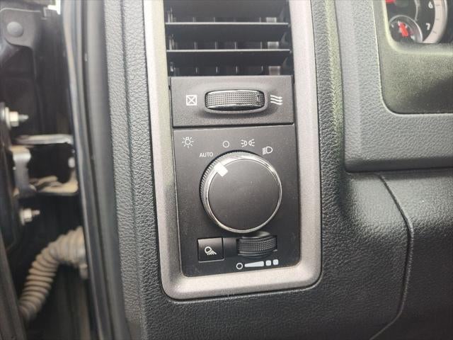 2018 RAM 1500 Tradesman Quad Cab 4x2 6'4' Box