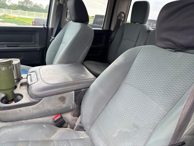 2019 RAM 1500 Classic Express Quad Cab 4x4 6'4' Box