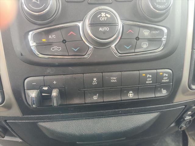 2018 RAM 1500 Big Horn Quad Cab 4x4 6'4' Box