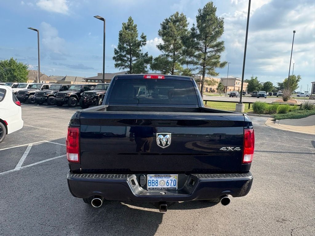 2019 RAM 1500 Classic Express Crew Cab 4x4 5'7' Box