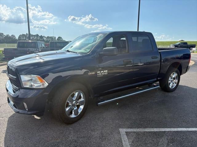 2019 RAM 1500 Classic Express Crew Cab 4x4 5'7' Box
