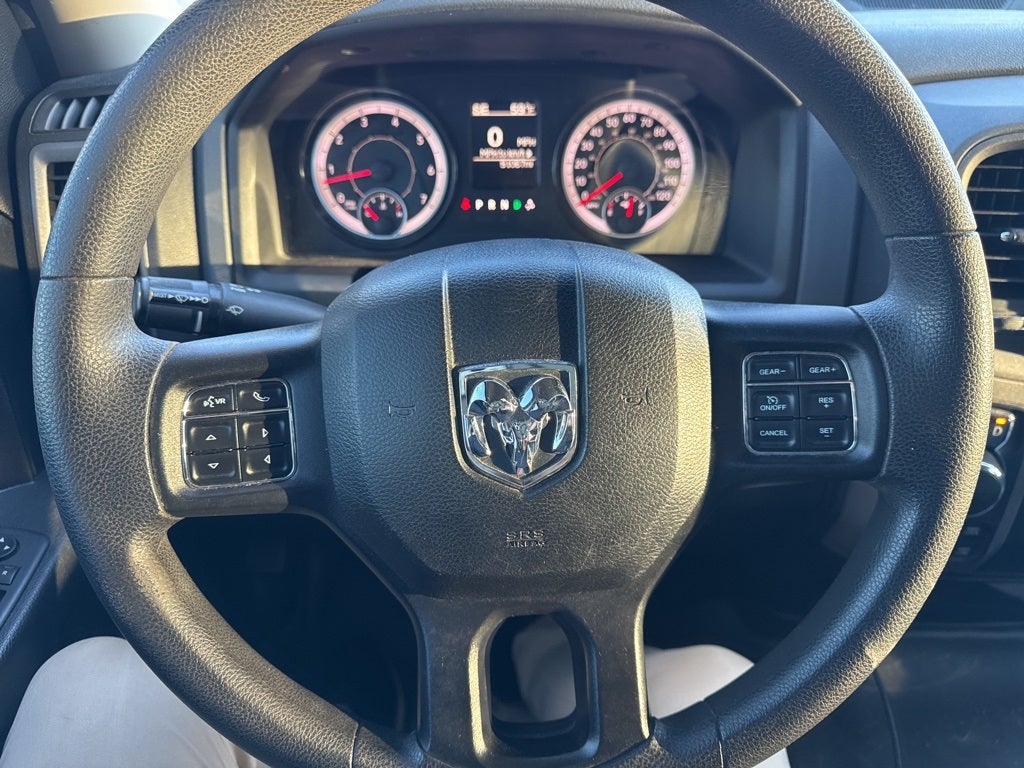 2018 RAM 1500 Express Crew Cab 4x4 5'7' Box