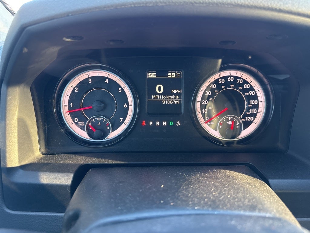 2018 RAM 1500 Express Crew Cab 4x4 5'7' Box