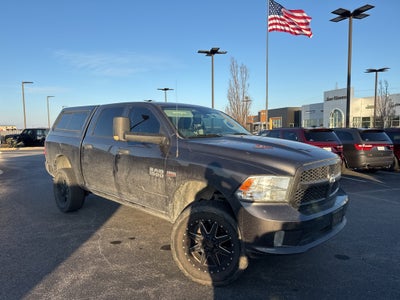 2018 RAM 1500 Express Crew Cab 4x4 5'7' Box