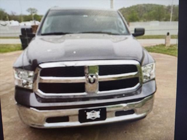 2022 RAM 1500 Classic SLT Crew Cab 4x4 5'7' Box