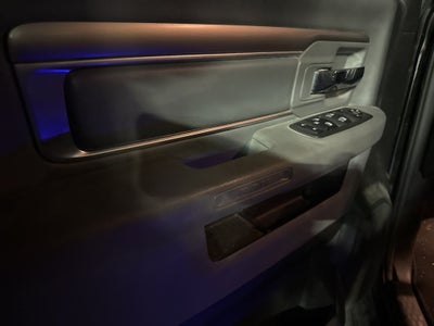 2020 RAM 1500 Classic Warlock Crew Cab 4x4 5'7' Box