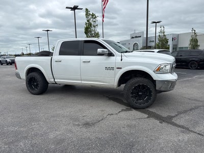 2017 RAM 1500 Laramie Crew Cab 4x4 5'7' Box
