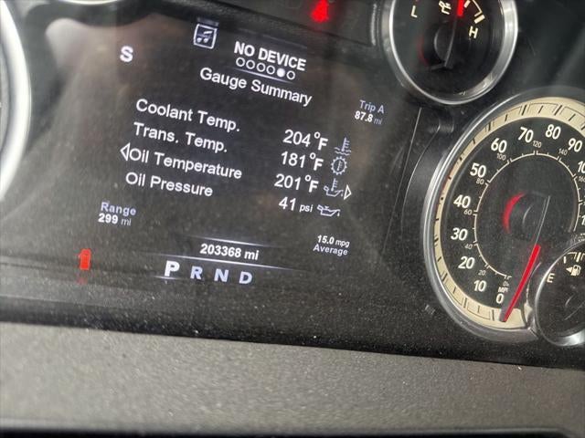 2017 RAM 1500 Laramie Crew Cab 4x4 5'7' Box