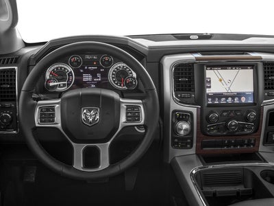 2017 RAM 1500 Laramie Crew Cab 4x4 5'7' Box