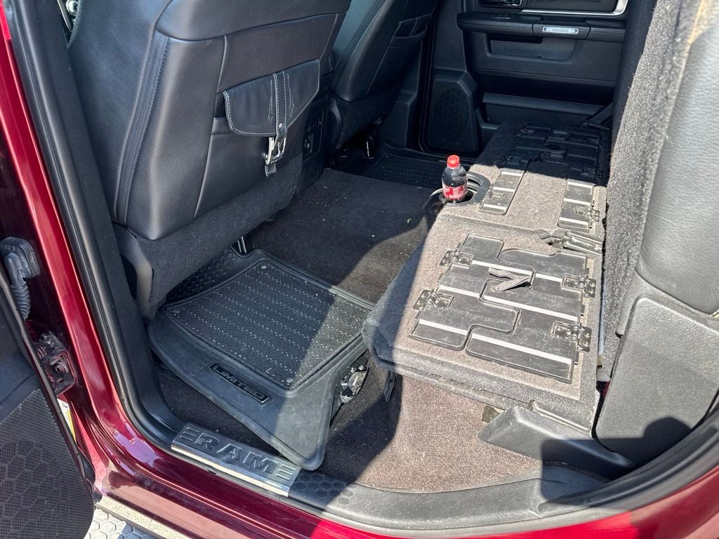 2017 RAM 1500 Limited Crew Cab 4x4 5'7' Box
