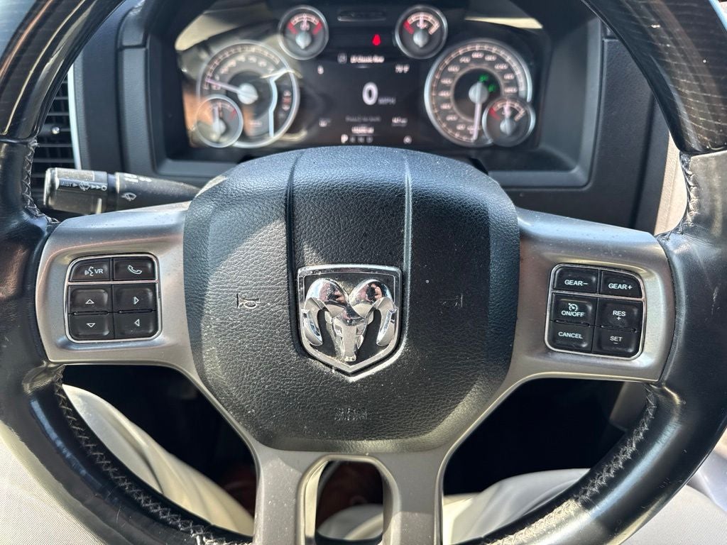 2017 RAM 1500 Limited Crew Cab 4x4 5'7' Box