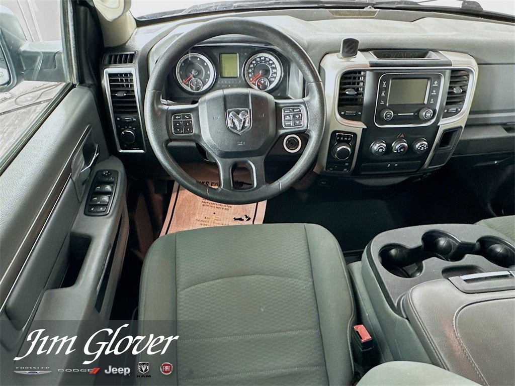 2020 RAM 1500 Classic SLT Crew Cab 4x4 6'4' Box