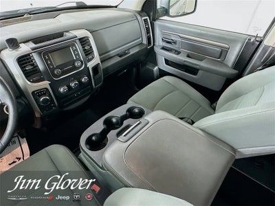 2020 RAM 1500 Classic SLT Crew Cab 4x4 6'4' Box