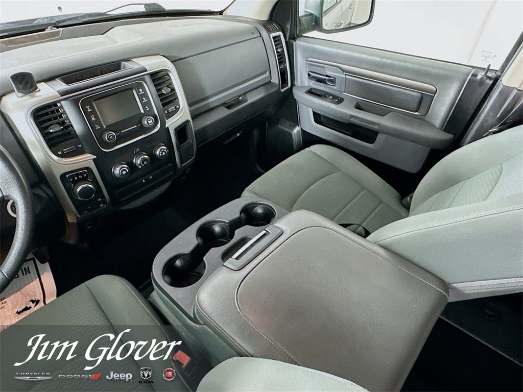 2020 RAM 1500 Classic SLT Crew Cab 4x4 6'4' Box