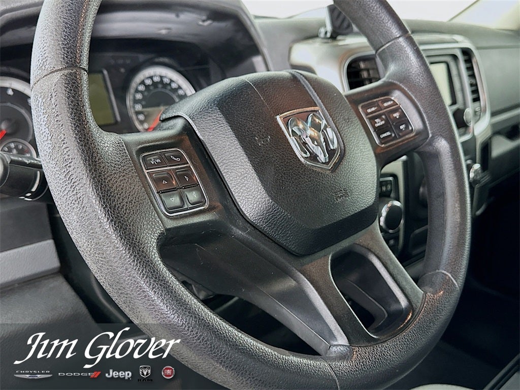 2020 RAM 1500 Classic SLT Crew Cab 4x4 6'4' Box