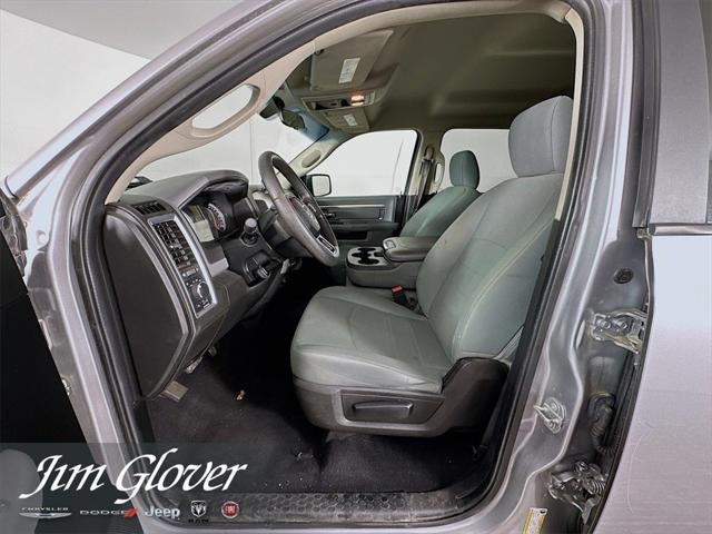 2020 RAM 1500 Classic SLT Crew Cab 4x4 6'4' Box