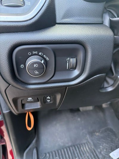 2022 RAM 1500 Big Horn Quad Cab 4x2 6'4' Box