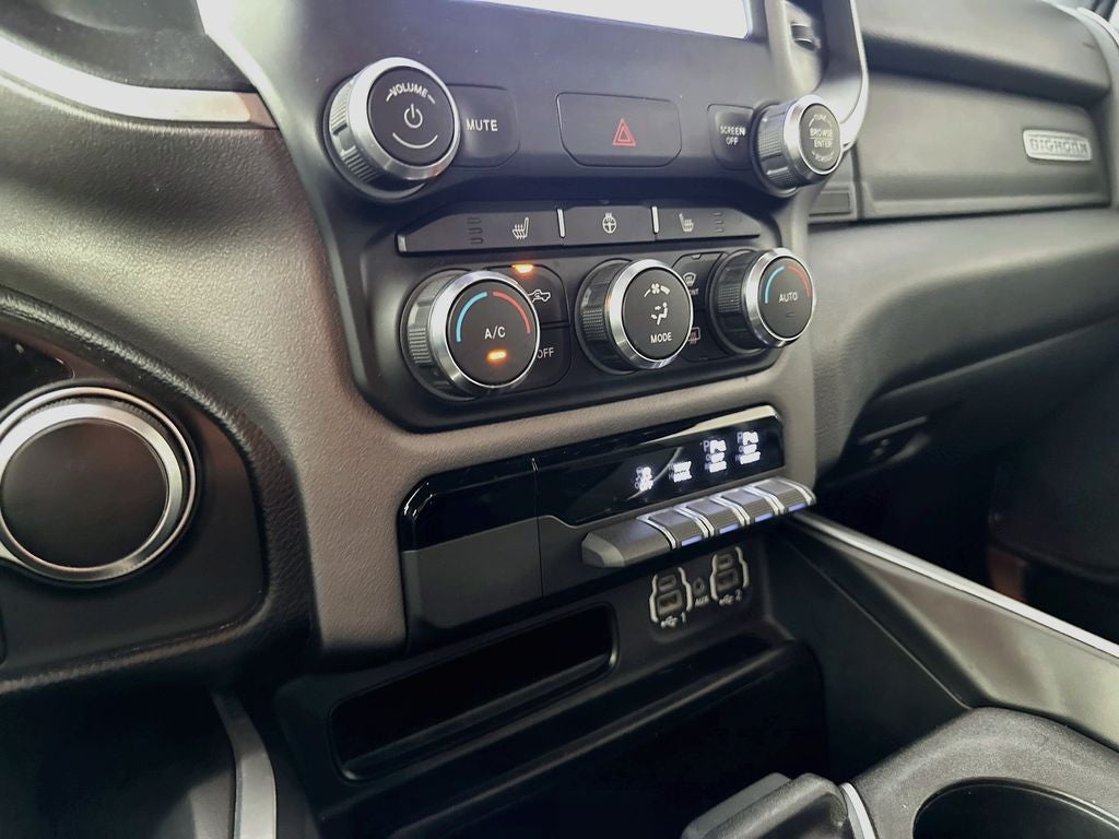 2022 RAM 1500 Big Horn Quad Cab 4x2 6'4' Box