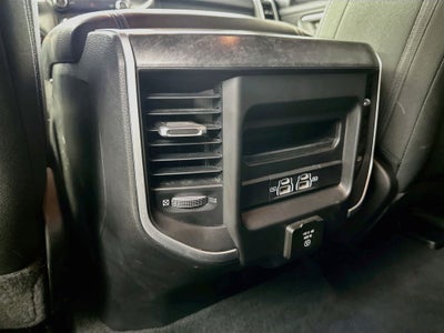 2022 RAM 1500 Big Horn Quad Cab 4x2 6'4' Box