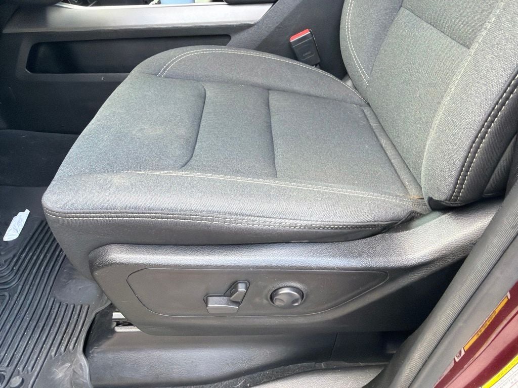 2022 RAM 1500 Big Horn Quad Cab 4x2 6'4' Box
