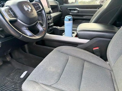 2022 RAM 1500 Big Horn Quad Cab 4x2 6'4' Box