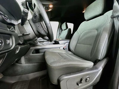 2022 RAM 1500 Big Horn Quad Cab 4x2 6'4' Box