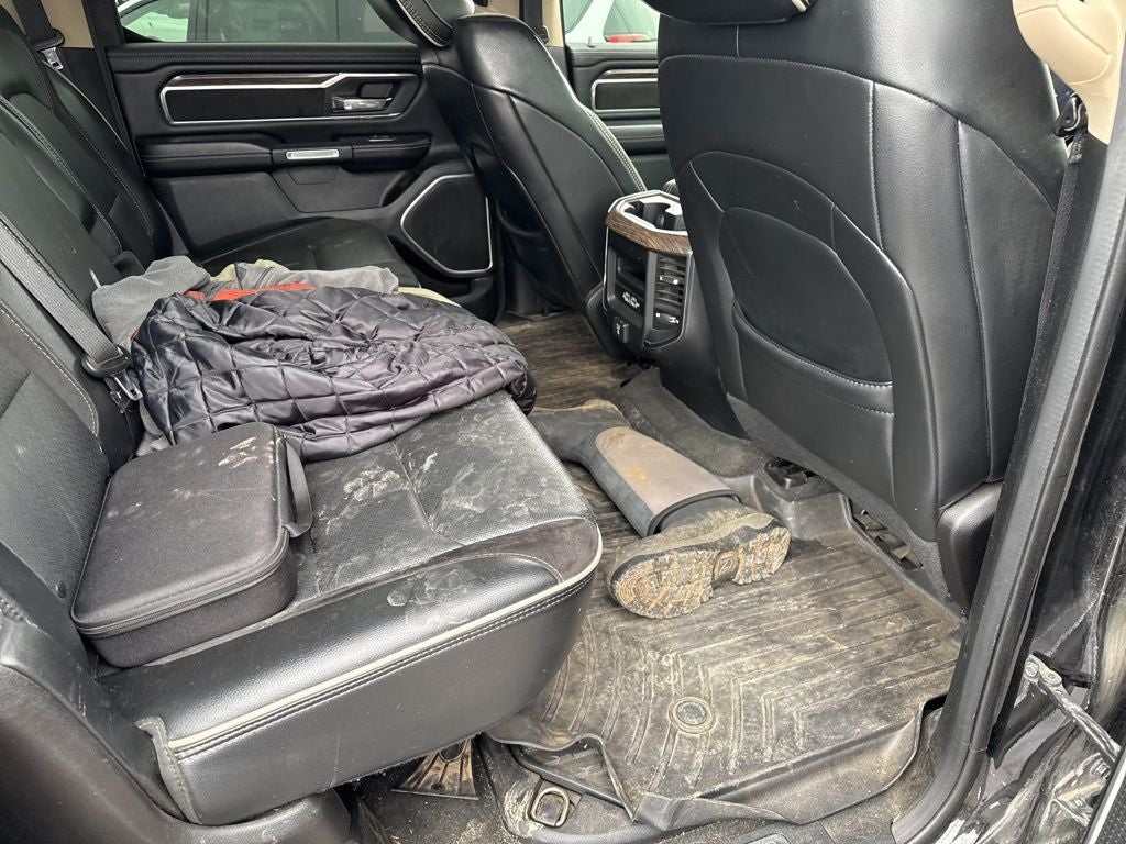 2019 RAM 1500 Laramie Crew Cab 4x2 5'7' Box