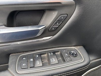 2019 RAM 1500 Laramie Crew Cab 4x2 5'7' Box