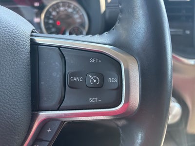 2022 RAM 1500 Laramie Crew Cab 4x2 5'7' Box
