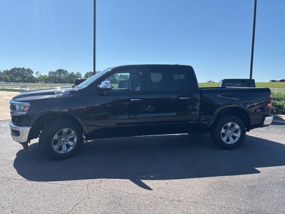 2022 RAM 1500 Laramie Crew Cab 4x2 5'7' Box