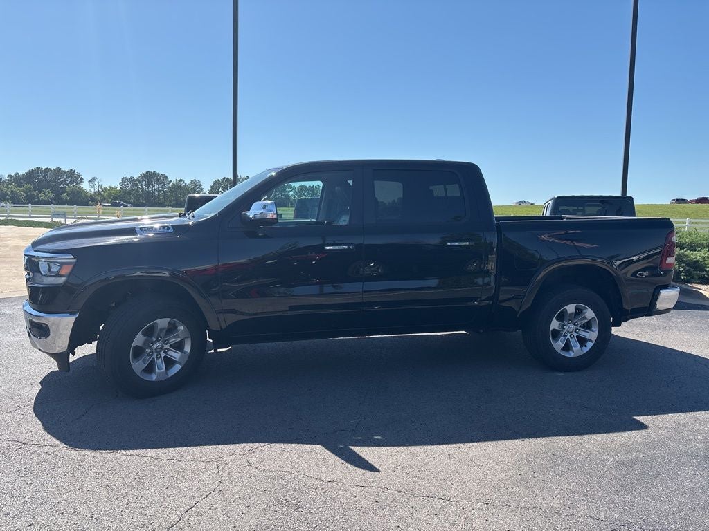 2022 RAM 1500 Laramie Crew Cab 4x2 5'7' Box