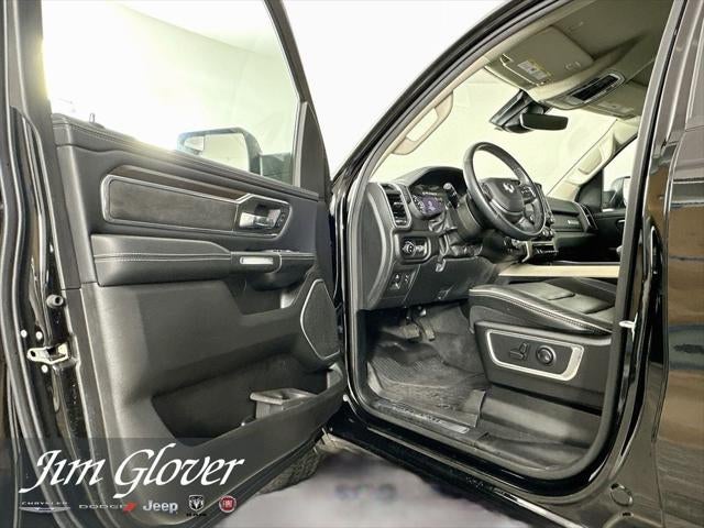 2022 RAM 1500 Laramie Crew Cab 4x2 5'7' Box