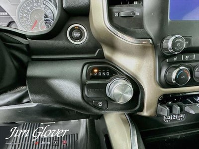2022 RAM 1500 Laramie Crew Cab 4x2 5'7' Box